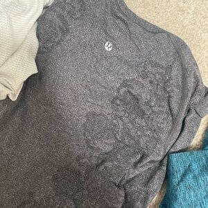 lululemon athletica Gray Long Sleeve Top